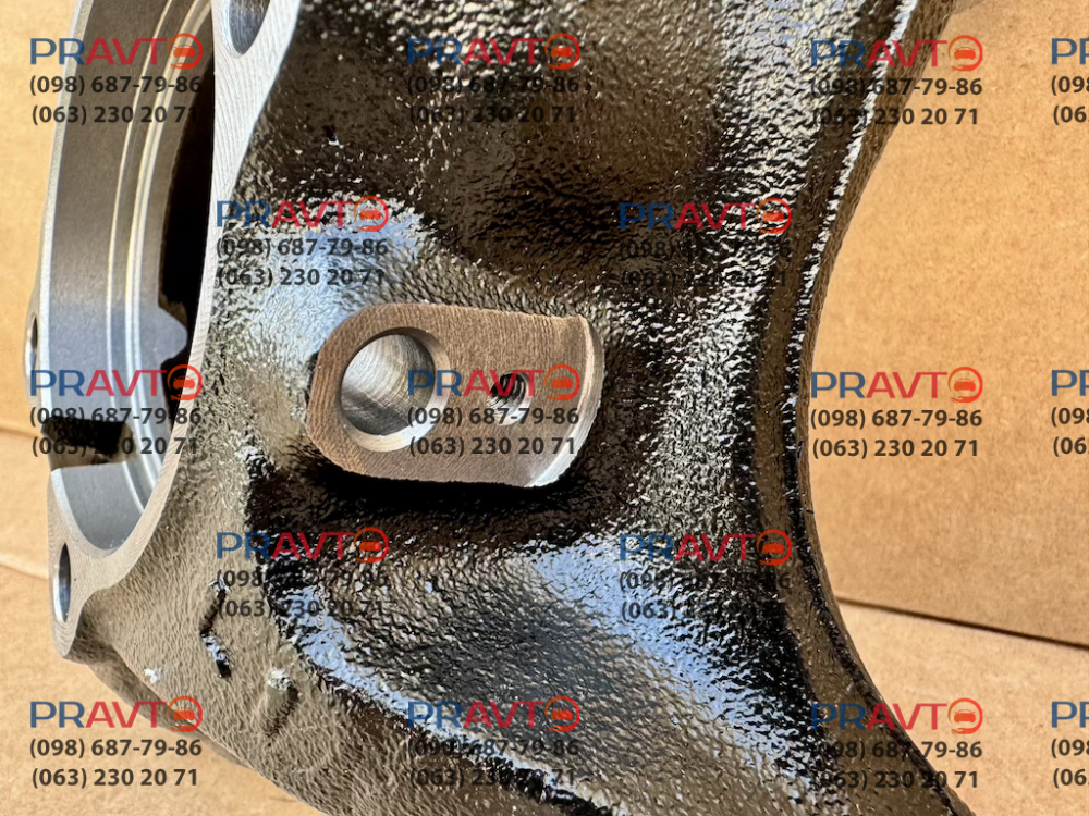 Кулак (цапфа) поворотный левый Mazda KN3L-33-031, KN3L33031