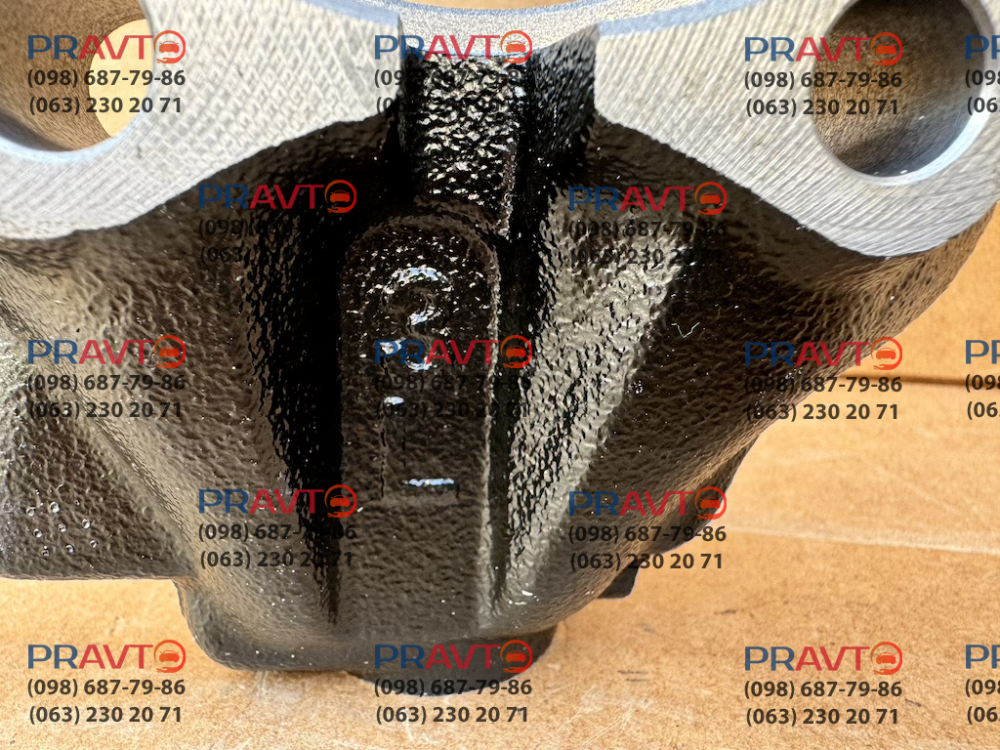 Кулак (цапфа) поворотный левый Mazda KN3L-33-031, KN3L33031