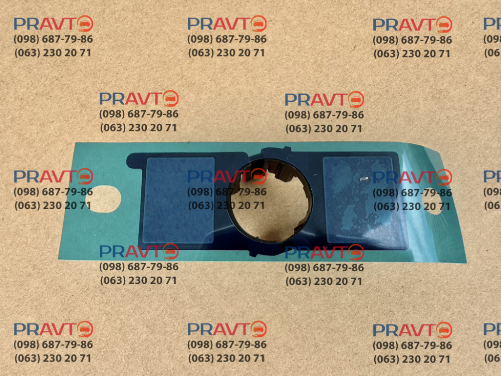 Кронштейн (обойма) переднего правого парктроника для Nissan