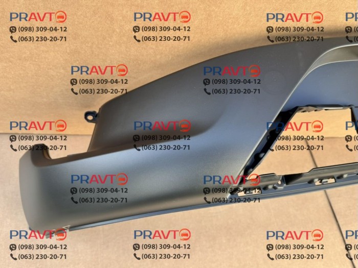 Губа (накладка) переднього бампера Mazda VA4050032, VA40-50-032