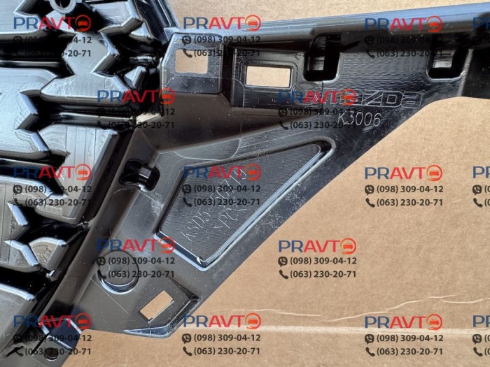 Решітка радіатора (Piano Black) для Mazda CX-5 KF (2022–2025)