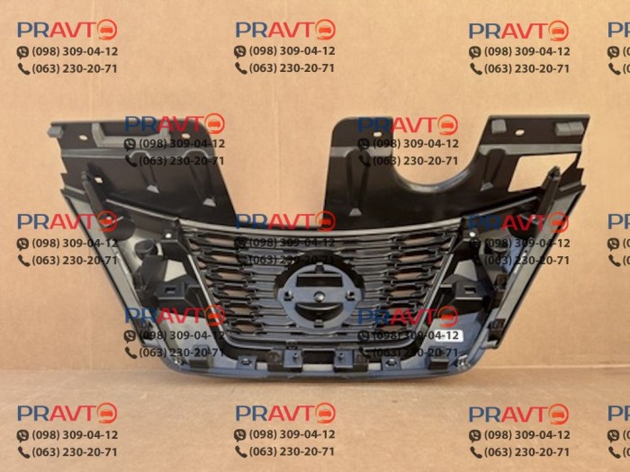 Решітка радіатора з емблемою для Nissan X-Trail T32 (2017-2021)