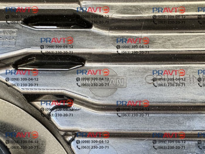 Решітка радіатора з емблемою для Nissan X-Trail T32 (2017-2021)