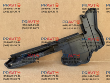 Дефлектор радіатора правий Nissan 21558-6RR0A, 215586RA5A